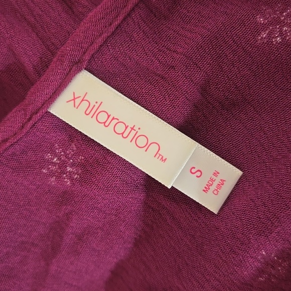 Exhilaration Short Sleeve Maroon & White Floral Pattern Maxi Dress Small - Picture 9 of 10